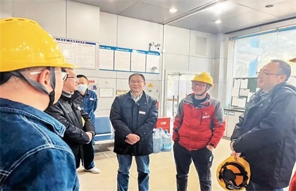 瀘天化上下同心全力以赴保綠源醇開(kāi)車成功