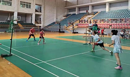 瀘天化股份公司應邀與天華集團公司進行羽毛球交流友誼賽