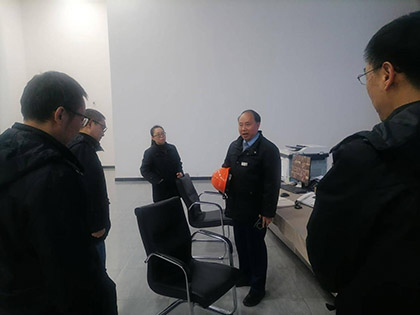 瀘天化股份公司黨委書記、董事長廖廷君到指揮中心調(diào)研指導(dǎo)工作